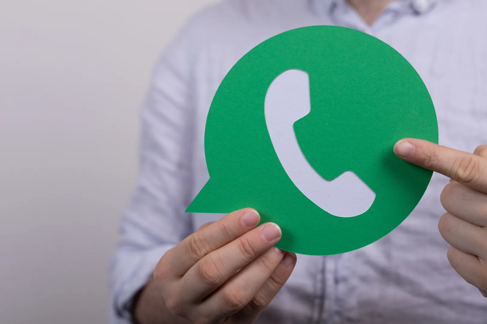 How to Spot and Avoid WhatsApp Scam Groups