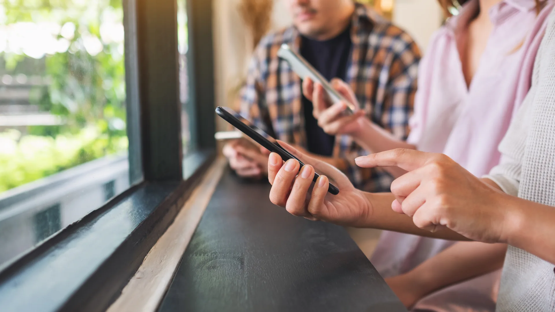 7 Free WhatsApp Tools Every Channel Owner Needs